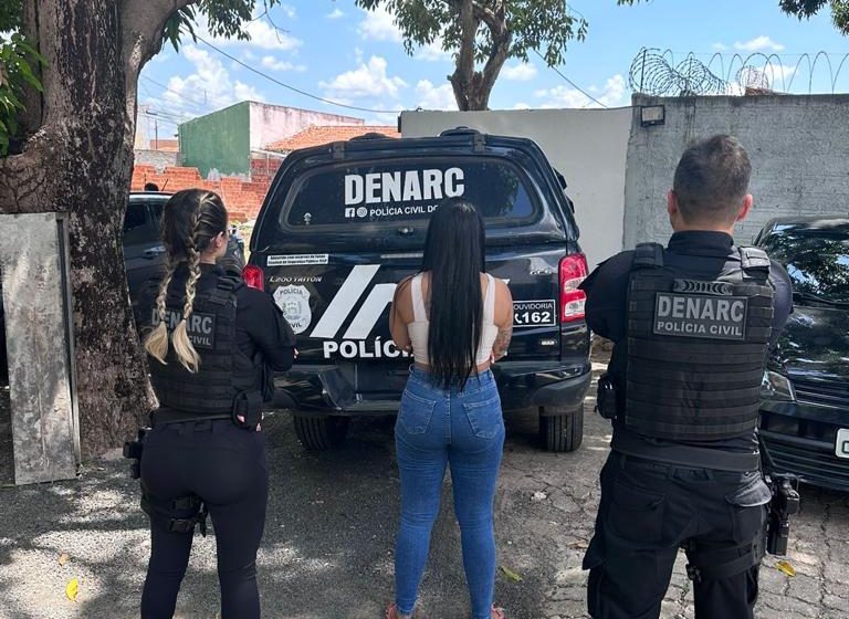  Com mais de 200 “pacotinhos” de cocaína, mulher é presa pela segunda vez na zona Sul de Teresina