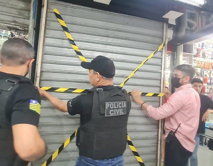  Loja é interditada no Centro de Teresina e 45 celulares são apreendidos pela Polícia Civil