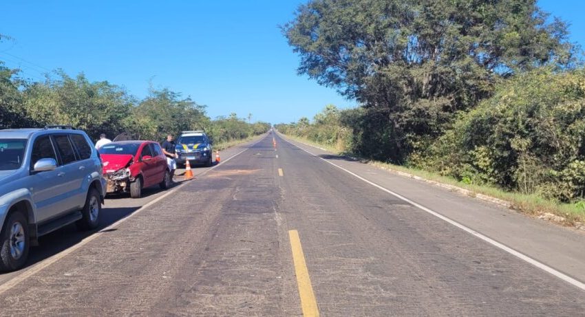  Acidente com três veículos deixa três pessoas gravemente feridas na BR-343