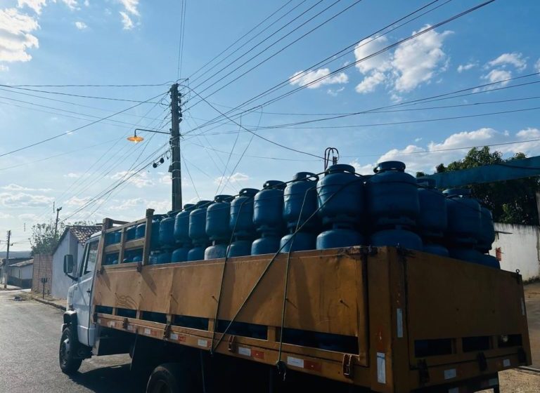  Procon apreende 755 botijões de gás em cinco cidades do Piauí