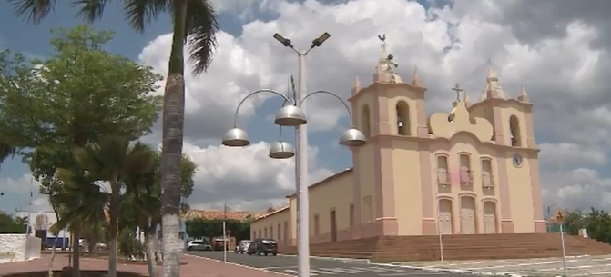  Igreja de Jaicós está com missas suspensas por risco de desabamento