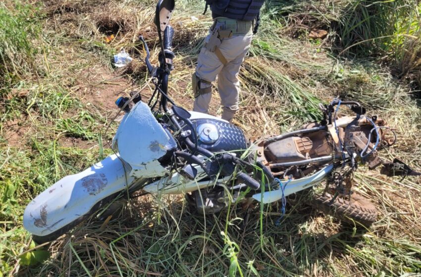Motociclista morre em colisão com carro em Geminiano; motorista fugiu