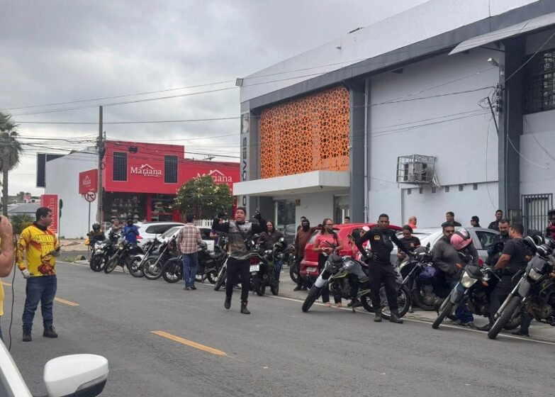  Motoristas e entregadores de aplicativo realizam paralisação e protesto em Teresina