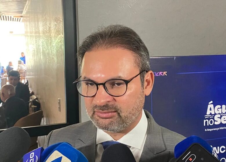  Pré-candidato a governador denuncia que foi vítima do golpe do carro em Teresina
