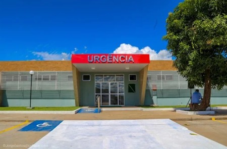  Homem morre em hospital após ser esfaqueado em Picos